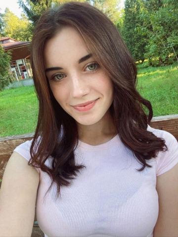 Индивидуалка Ксюша Фотография 3